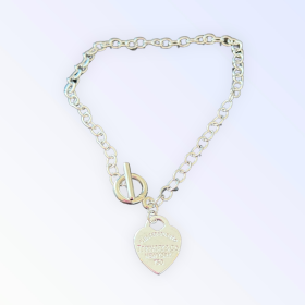 Return To Sniffany Heart Charm Necklace (size: medium)